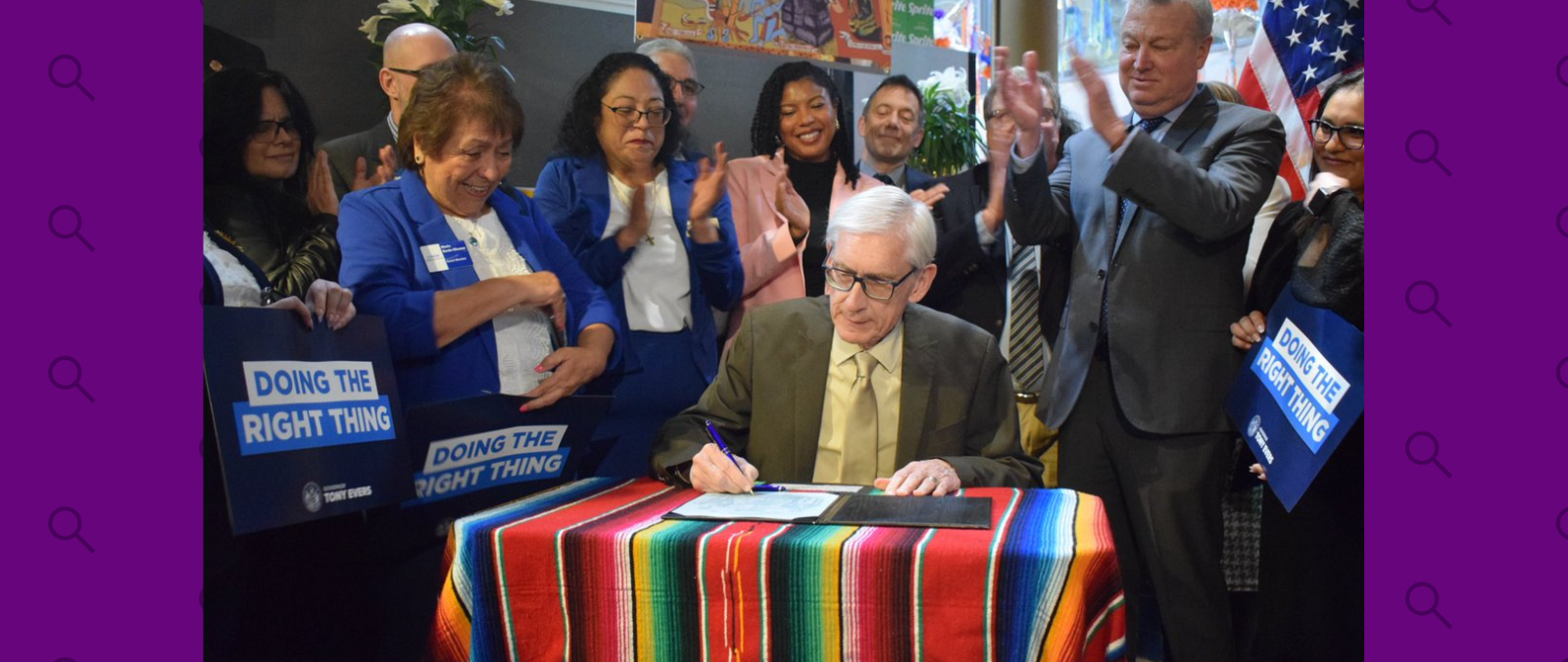 Wisconsin aprueba ley bipartidista que permite a beneficiarios de DACA obtener licencias profesionales